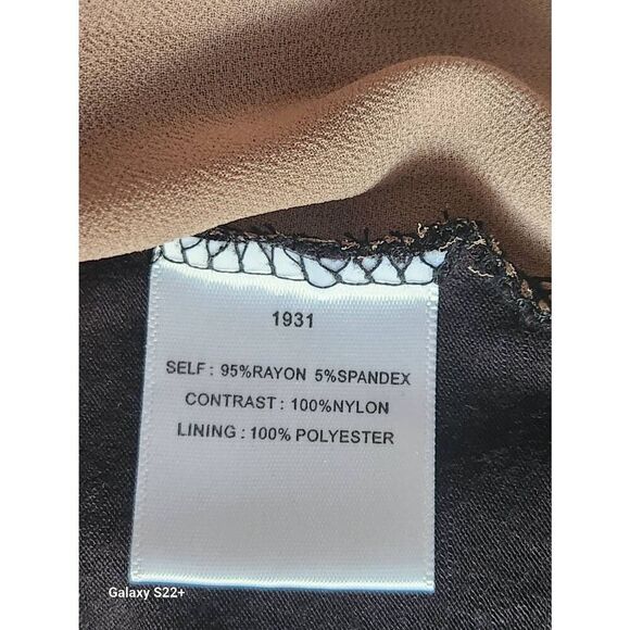 F99 Sweet Grey Brand black lacy blouse - Picture 8 of 8